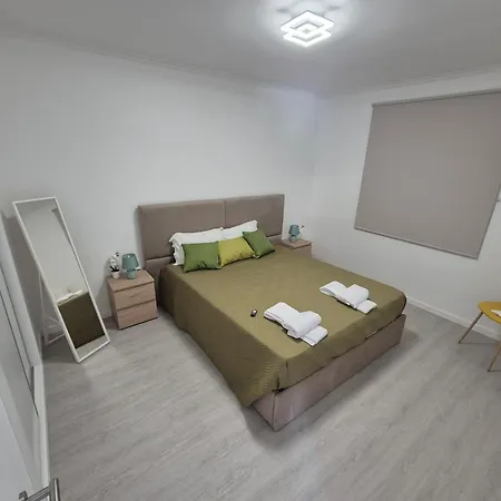 Apple Your Comfort Away From * Capelas (Sao Miguel)