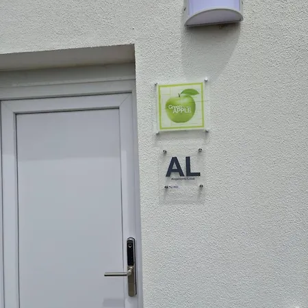 Apple Your Comfort Away From * Capelas (Sao Miguel)