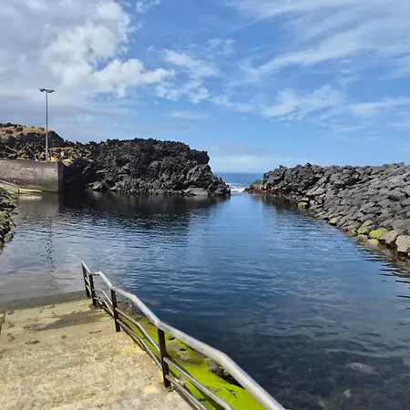 Apple Your Comfort Away From * Capelas (Sao Miguel)